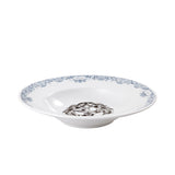 assiette creuse blanche et bleue