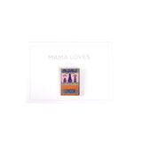 pin's Mama Loves London avec design coloré